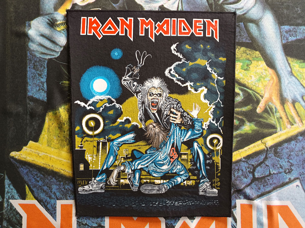 Iron Maiden Hooks In You Backpatch 1990 without copyright