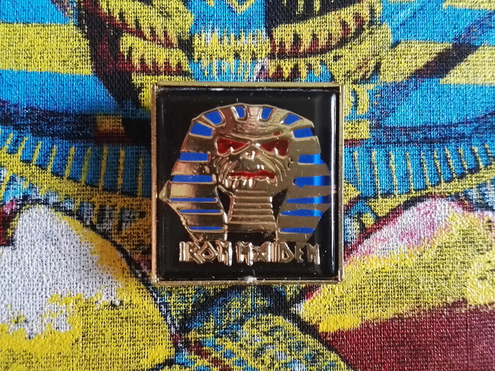 Iron Maiden “Powerslave” Pin Badge – Eddies Battle Vest